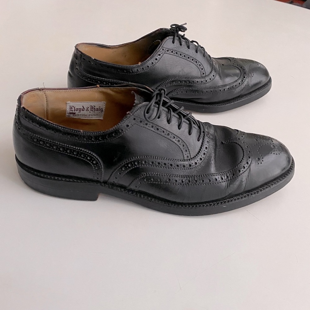Floyd & Haig Black wing tip style dress shoe